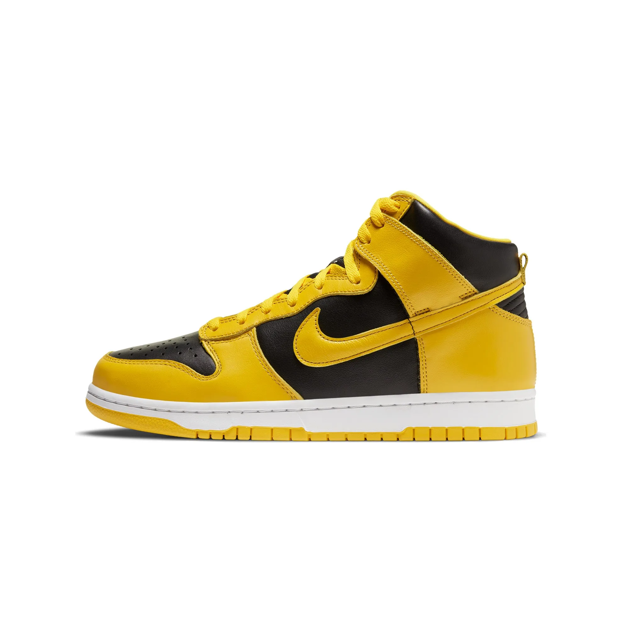 Nike Mens Dunk High SP Varsity Maize Shoes